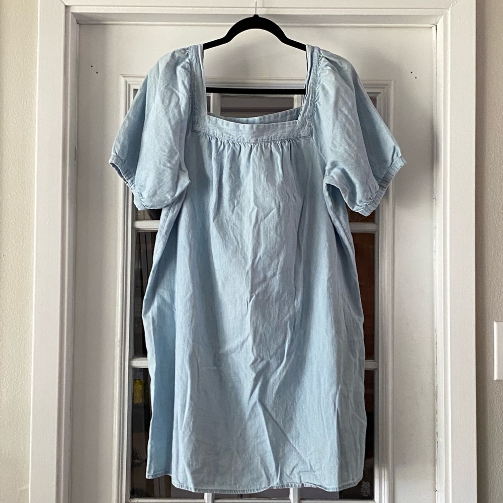 Old Navy Puff Sleeve Chambray Dress